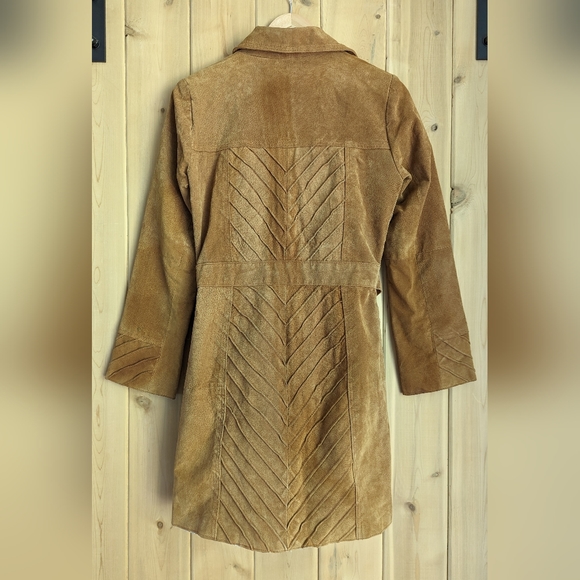 Gorgeous Vintage Genuine Suede Trenchcoat - Picture 2 of 3